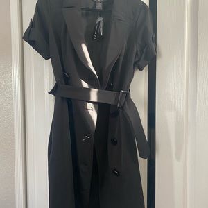 BLACK TRENCH COAT